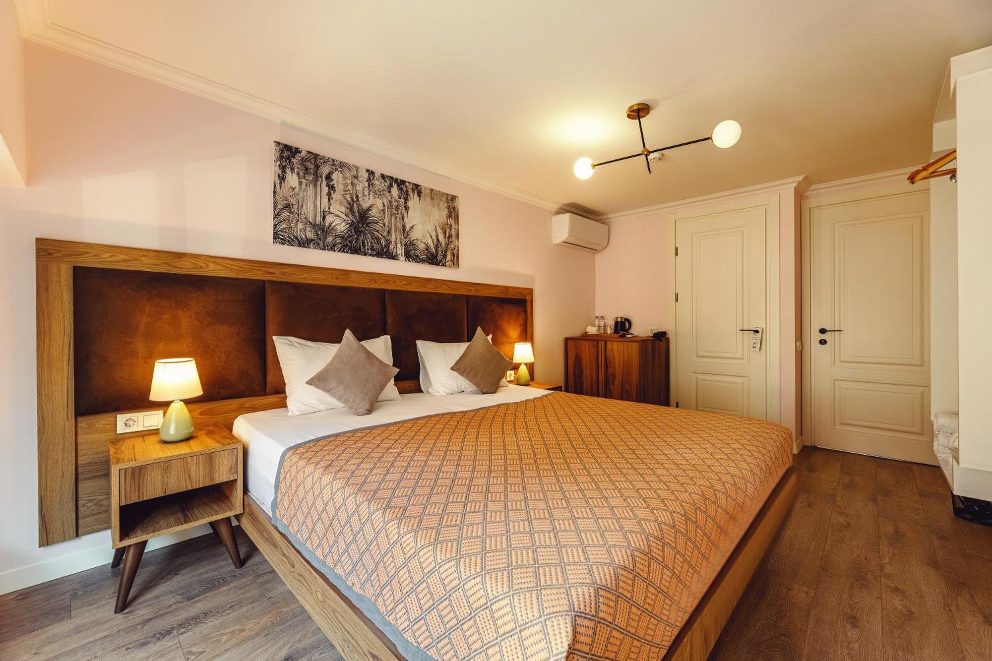 Boutique Hotel Manufactura Tbilisi Exterior photo
